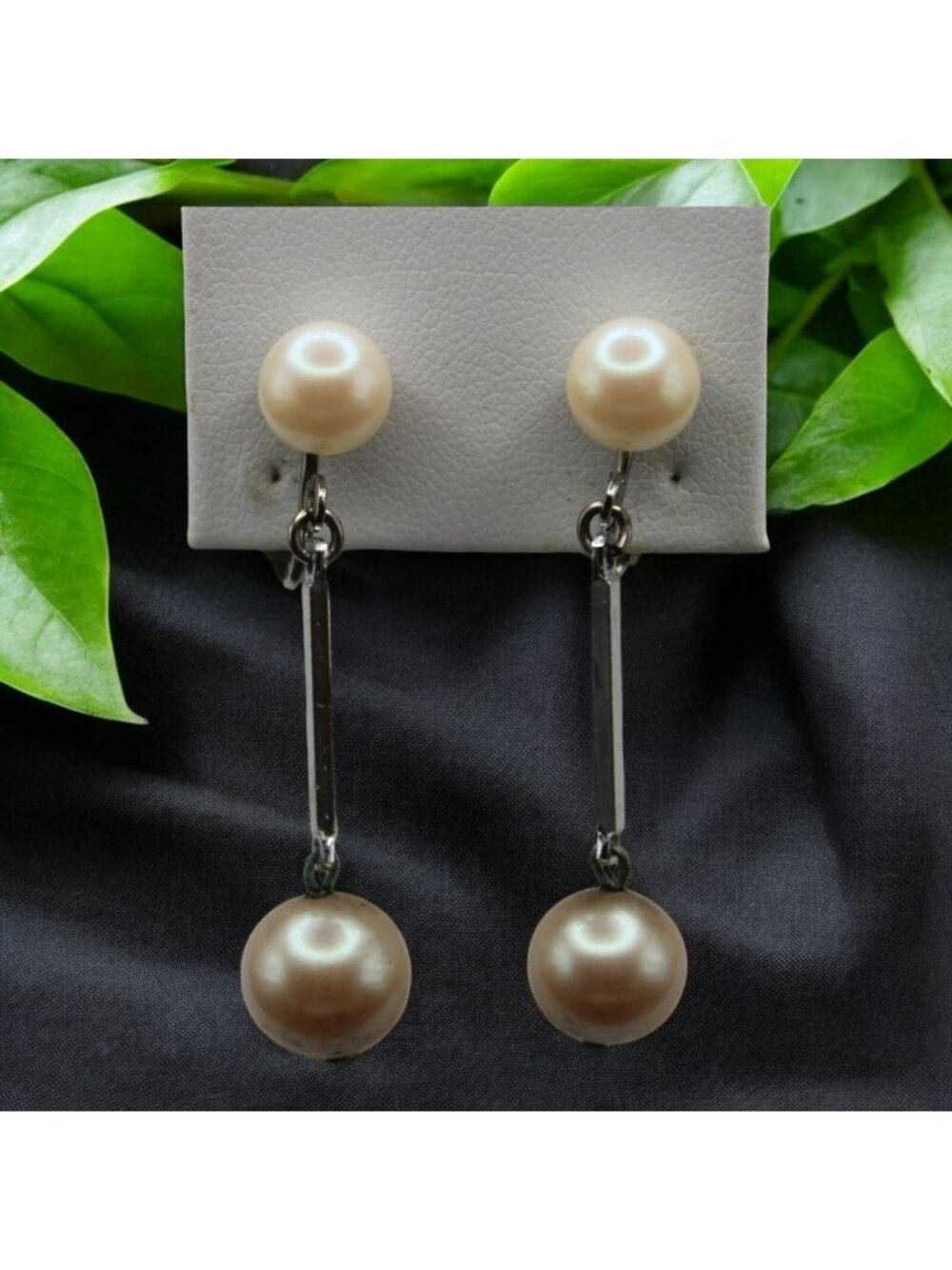 Vtg Glass Faux Pearl Dangle Earrings Clip On Screw Back 1 1/2" Drop